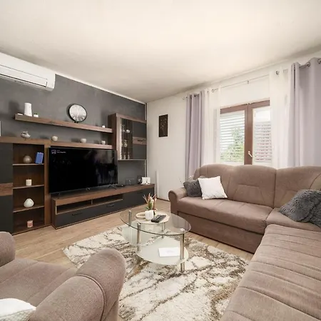 Olive Garden Hotel 3*