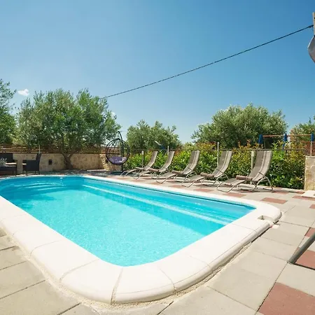 Olive Garden Hotel 3*